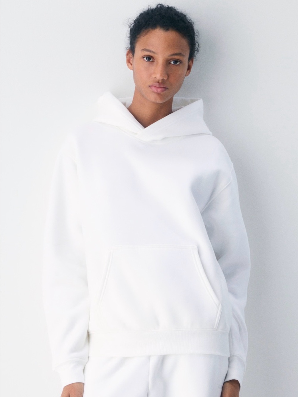 Aritzia TNA Cozy Sweatfleece Perfect Hoodie